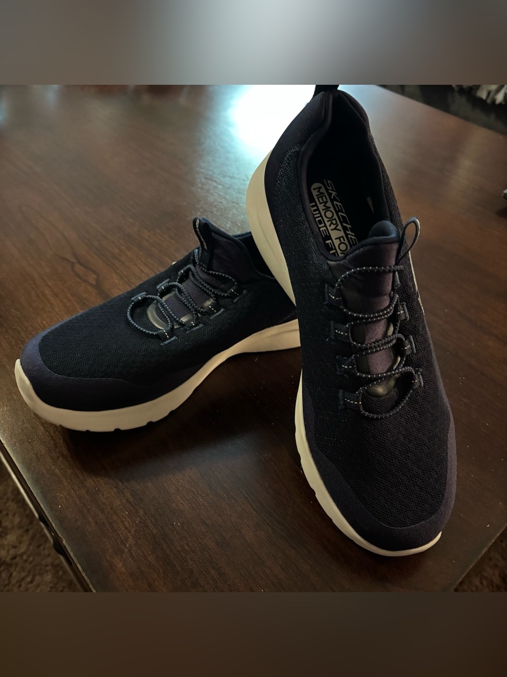 Skechers Women's Dynamight 2.0 Real Smooth Trainers size 7